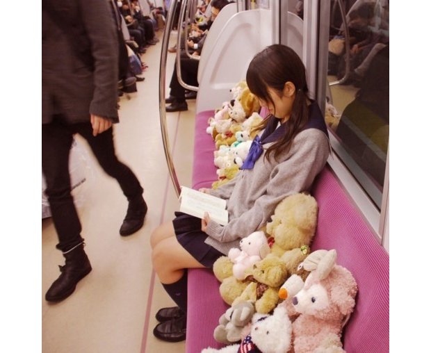 japan trains strange otaku pictures