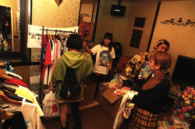 jr cinderella shopping high school girl fashion event shibuya karaoke shidax