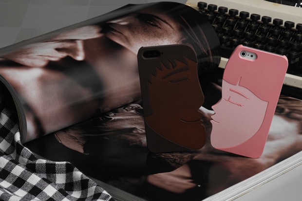 ozaki o coat lover + iphone 5 couple kissing case cover