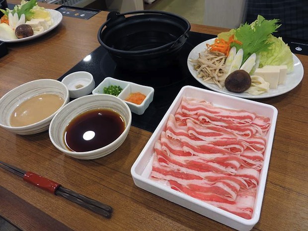 ichinabeya nabe hot pot restaurant meals one diner solo single customer