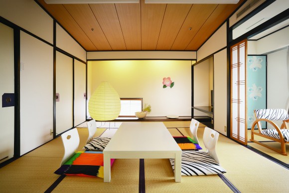 fujiwo ishimoto hotel chaharu dogo onsen art