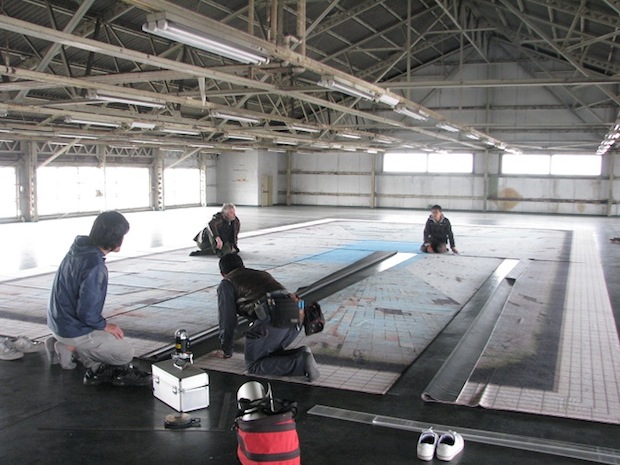 jeroen bisscheroux pool loss of color swimming osaka fukushima