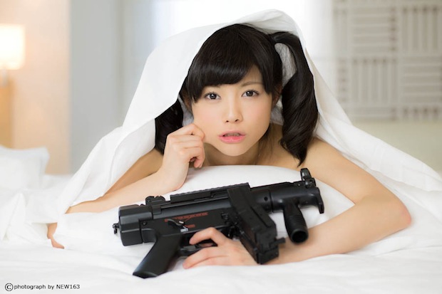 japan twin tail pigtail idol girl otaku machine gun