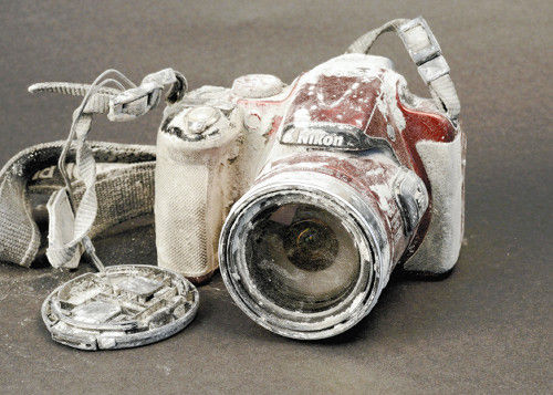 nikon camera restore repair mt ontake volcano hiker dead kazuo wakabayashi japan