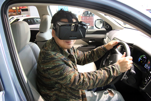 mitsubishi outlander phev oculus rift virtual test drive space stars