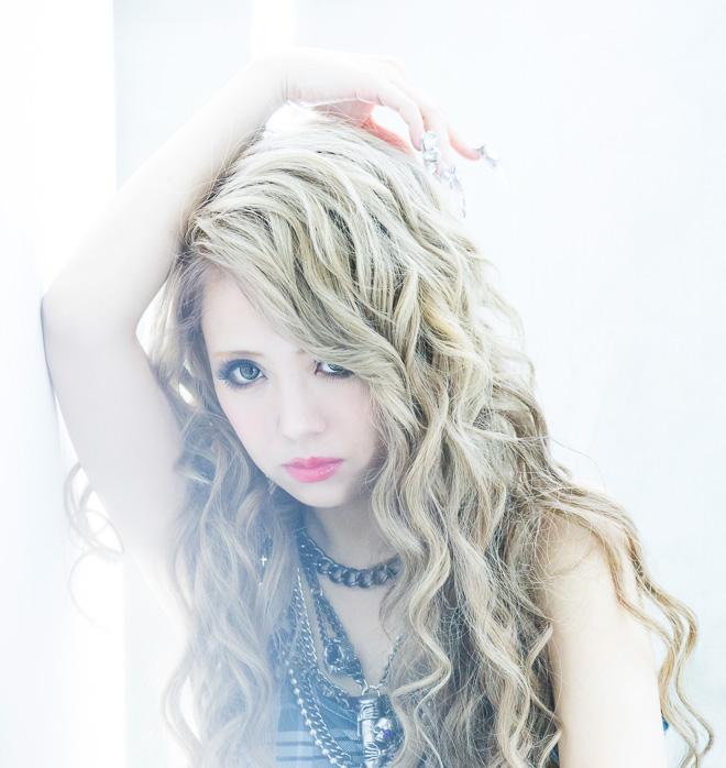 koakuma ageha hostess gyaru fashion magazine japan shibuya omotesando pop-up store relaunch issue