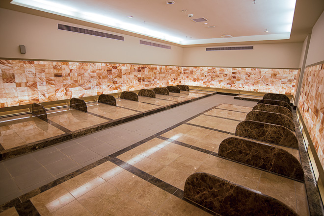 thermae-yu hot spring bath spa kabukicho tokyo shinjuku onsen sento