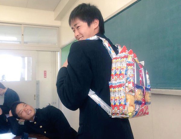 お菓子リュック rucksack backpack bag school students japan korea make pack packet candy potato chips trend