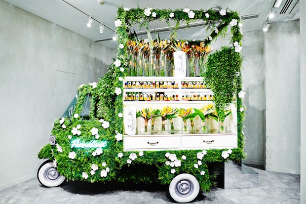 makoto azuma scooter flower shop ginza fendi tokyo