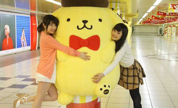 sanrio pompompurin character huggable ad shinjuku station