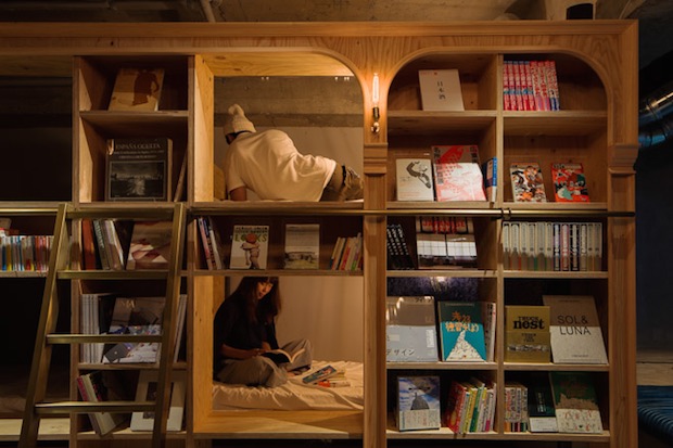 book and bed hostel hotel tokyo kyoto bookstore shop