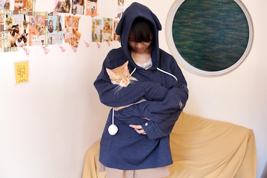 mewgaroo sweatshirt snuggle cuddle cat clothes japan