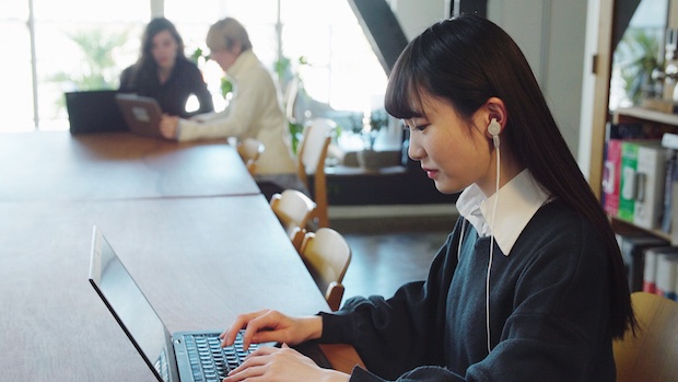 earsopen bone conduction earphones