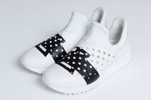 Dancer Mirai Moriyama puts Onitsuka Tiger augmented reality sneakers to ...