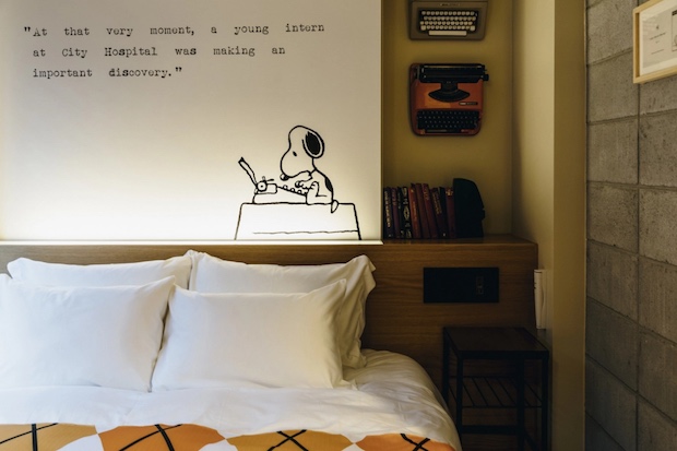 peanuts hotel japan kobe snoopy guest rooms