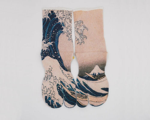 Wasi Wasi Great Wave off Kanagawa Washi Tabi Socks
